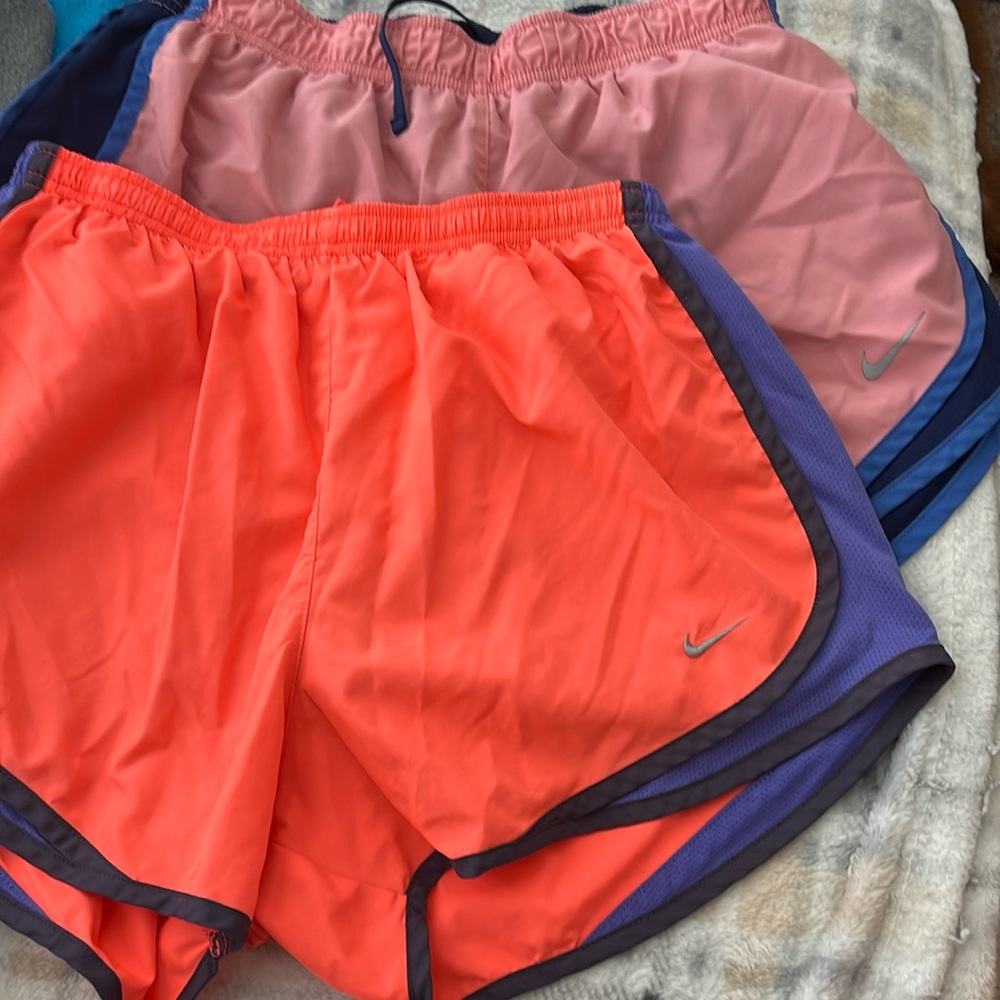 Women’s Nike Short Bundle Size M